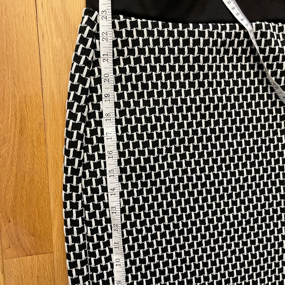 Faith and Joy LA Asymmetrical Skirt - Picture 7 of 10